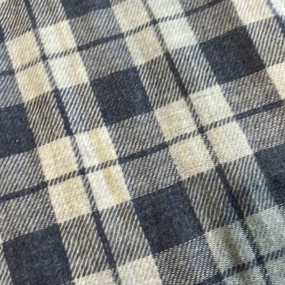 Faherty Reversible Plaid Button Down Size M - Picture 2 of 9